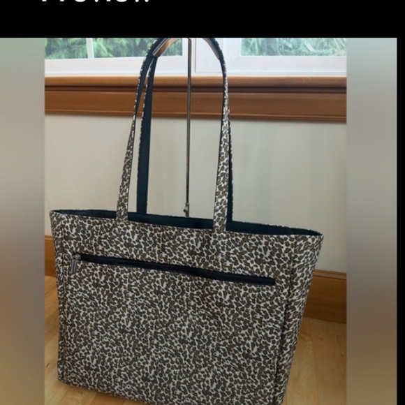 TOTE Bag Reversible Leopard to Black Tote Bag Purse Pocketbook Shoulder Bag. New - Picture 1 of 8